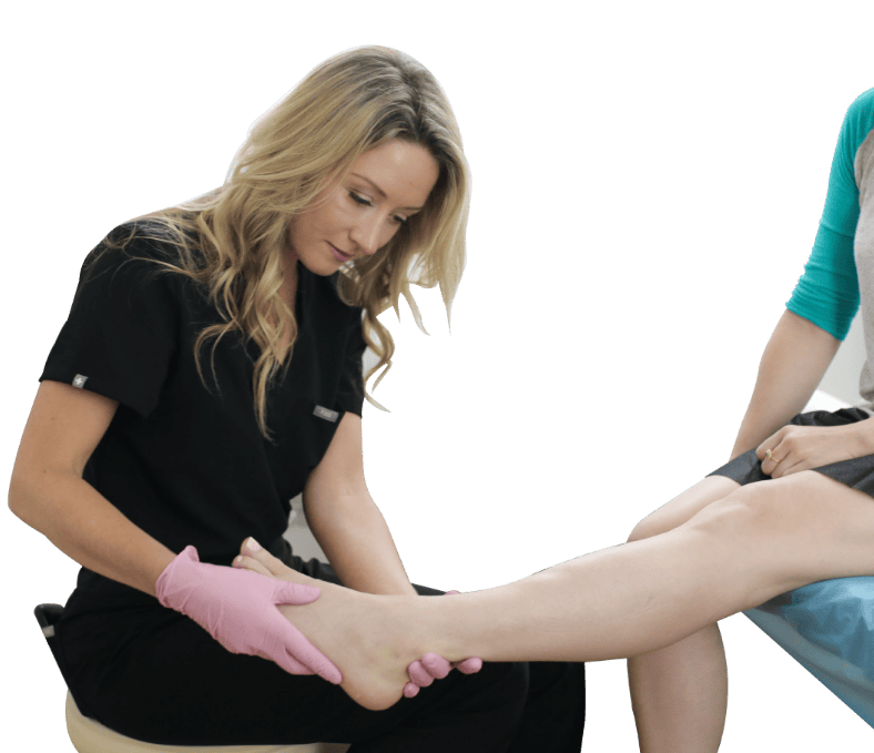 What would happen if I let my varicose veins go untreated, or if I seek treatment from an unreputable clinic? Highly trained varicose vein doctors in NYC talk about five risks of not seeking treatment for varicose veins or getting treated in the wrong place.